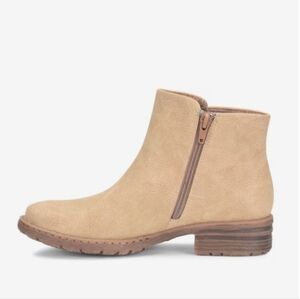 B.O.C. Born Concept Cyndie Ankle Booties. Size 6.5